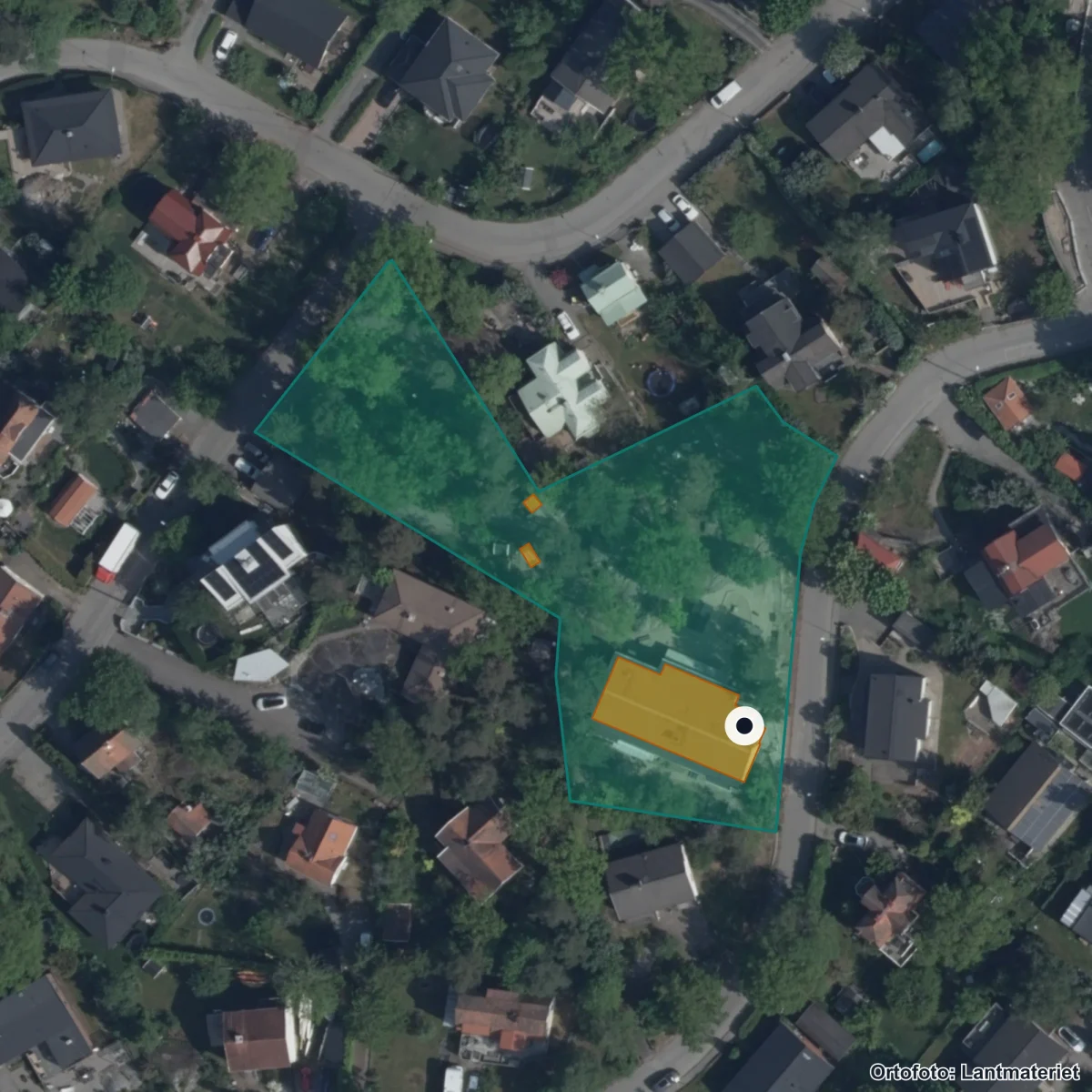 Flygbild över Förskolan Lillskogen, ortofoto från Lantmäteriet