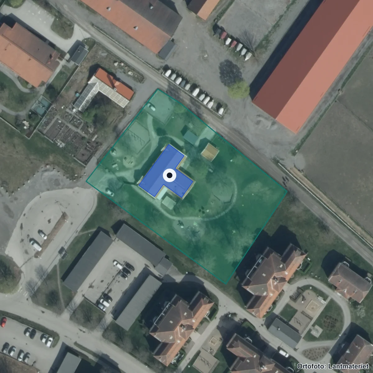 Flygbild över Sundby Park Förskola, ortofoto från Lantmäteriet