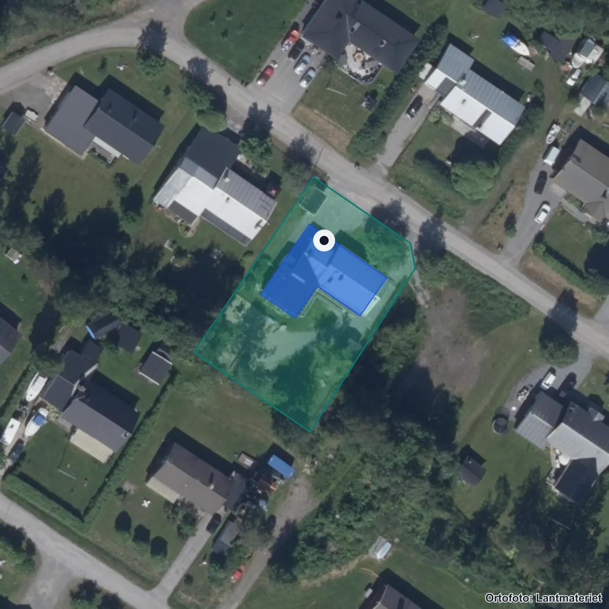 Flygbild över Laxens Förskola, ortofoto från Lantmäteriet