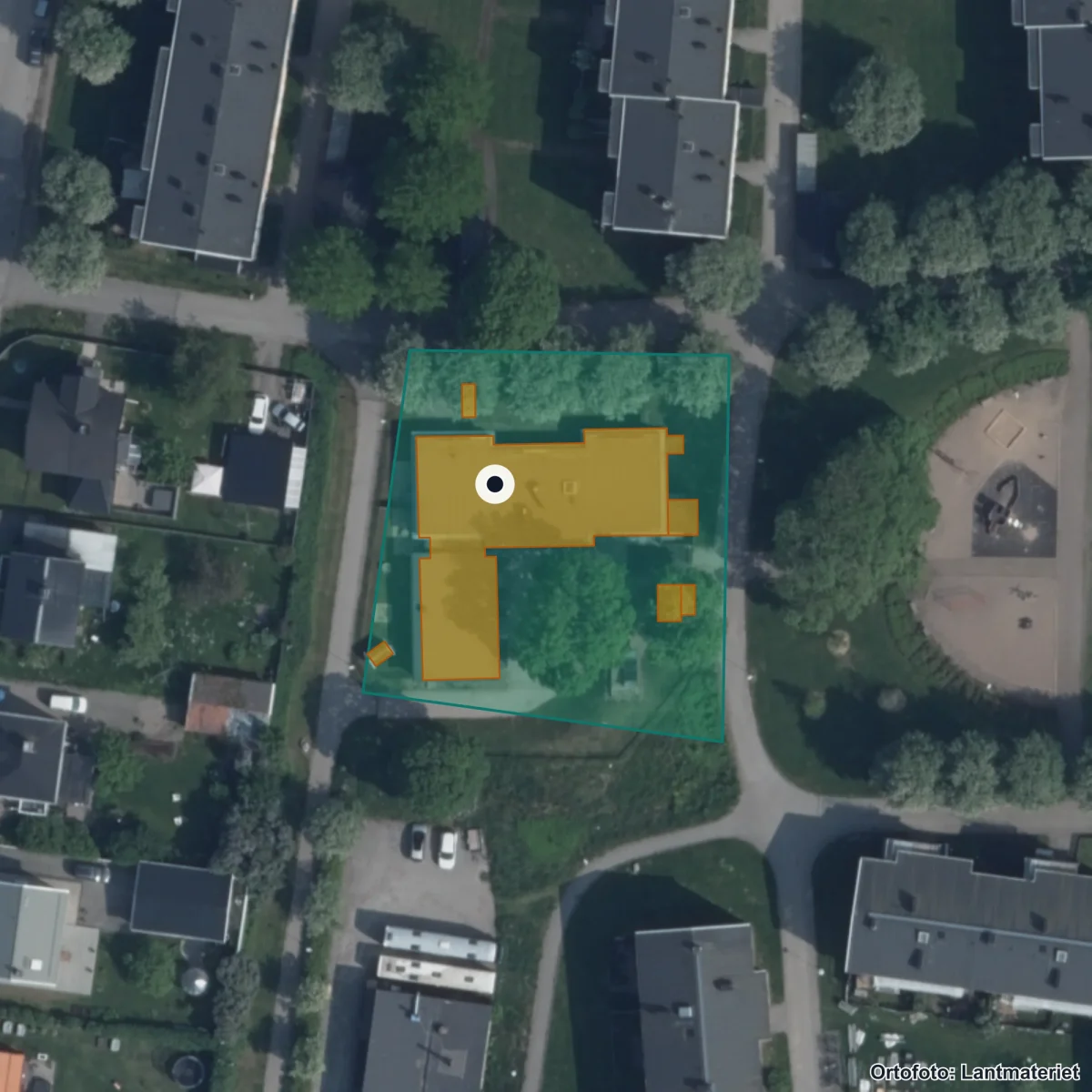 Flygbild över Hammargården, ortofoto från Lantmäteriet