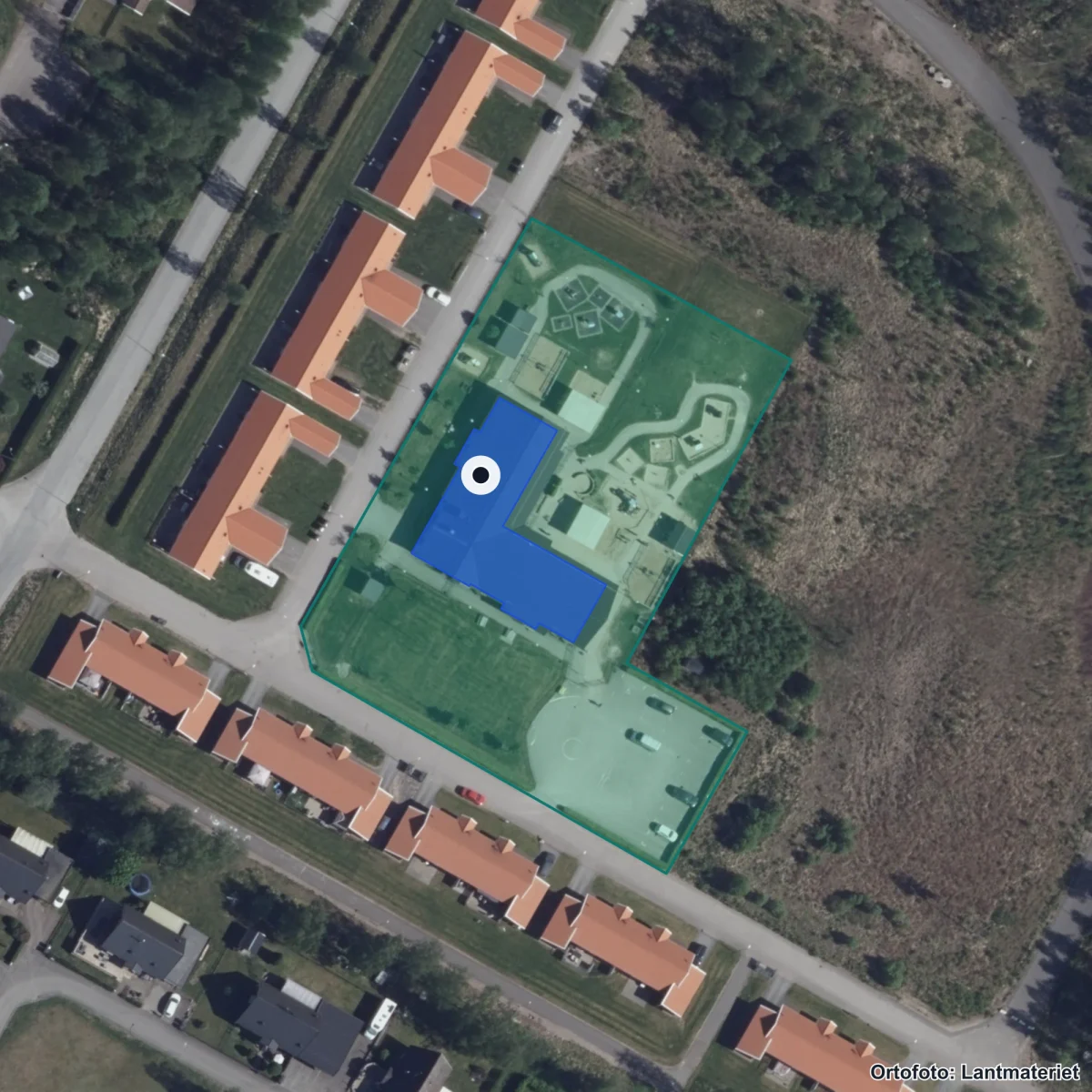 Flygbild över Skogsgläntans Förskola, ortofoto från Lantmäteriet