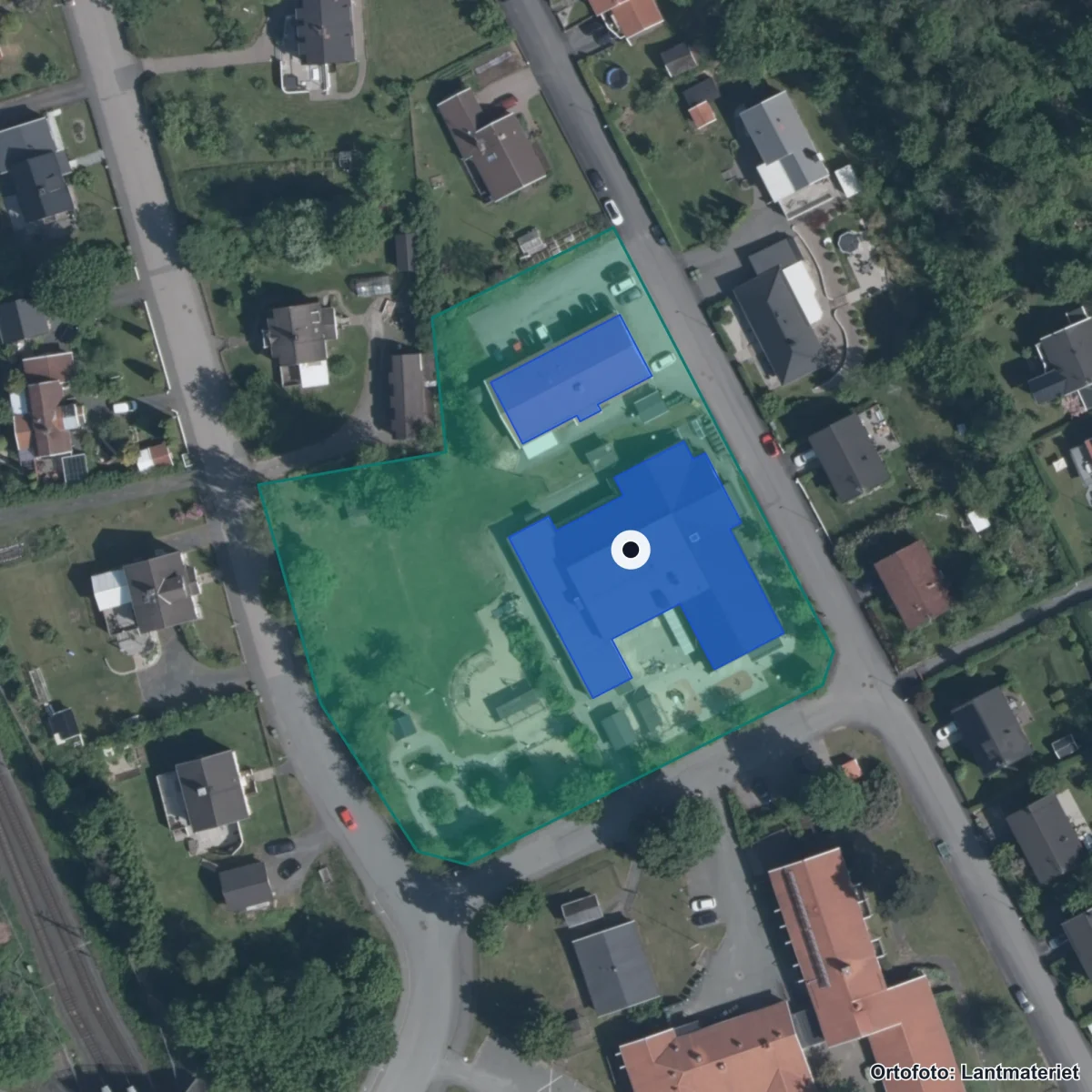 Flygbild över Tenhults Förskola, ortofoto från Lantmäteriet