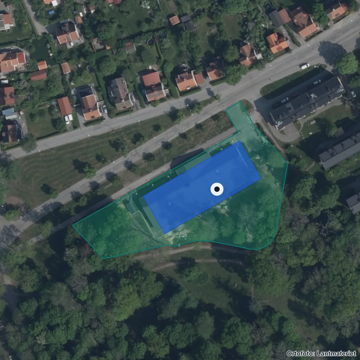 Flygbild över Förskolan Bägersta Gård, ortofoto från Lantmäteriet