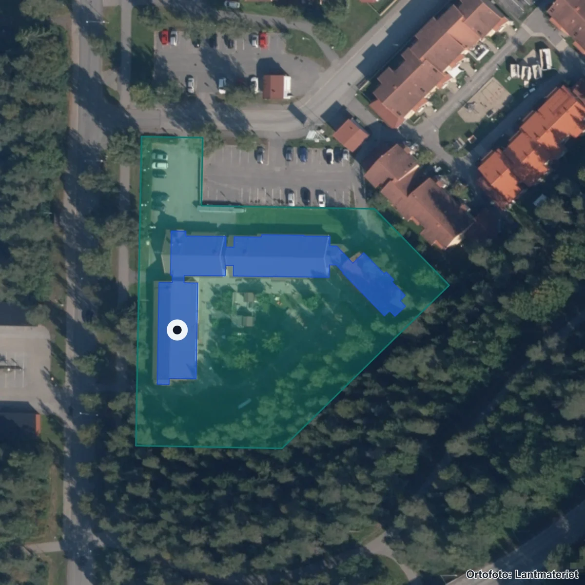 Flygbild över Förskolan Smöret, ortofoto från Lantmäteriet