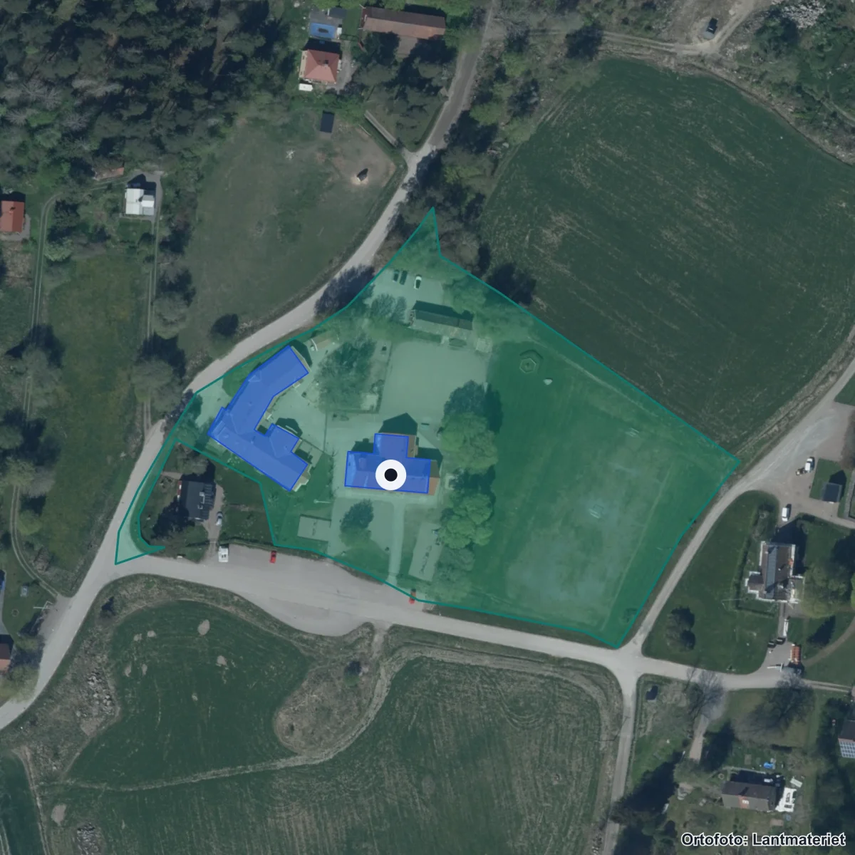 Flygbild över Förskolan Ekeby, ortofoto från Lantmäteriet