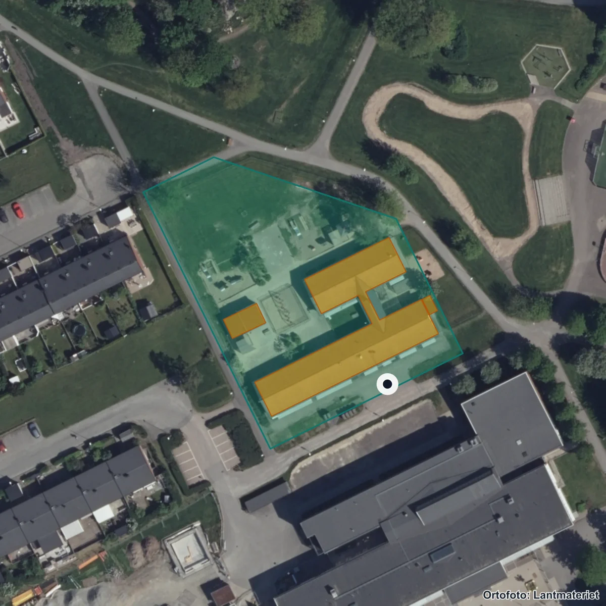 Flygbild över Katrinebergs Förskola, ortofoto från Lantmäteriet
