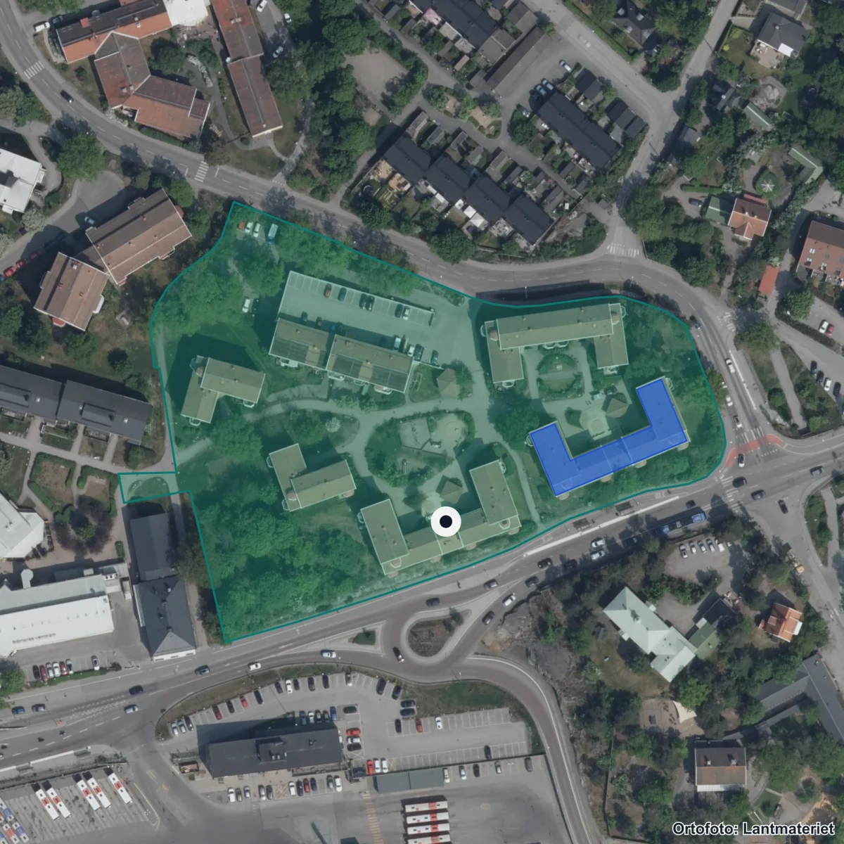 Flygbild över Ängsbackens Förskola, ortofoto från Lantmäteriet