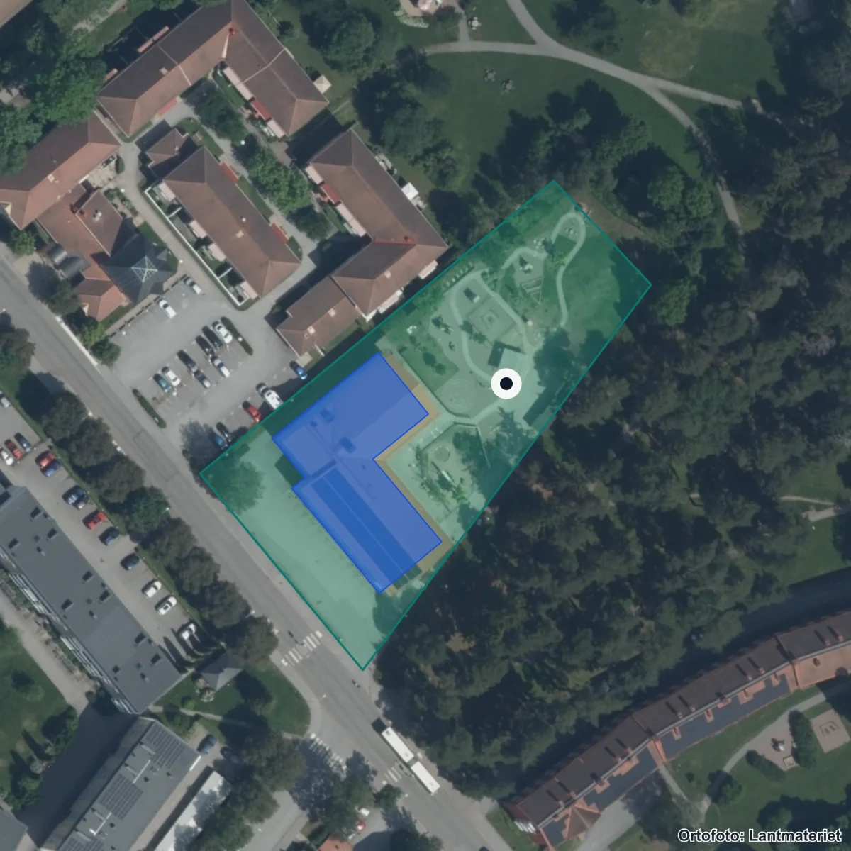 Flygbild över Tunaparkens Förskola, ortofoto från Lantmäteriet