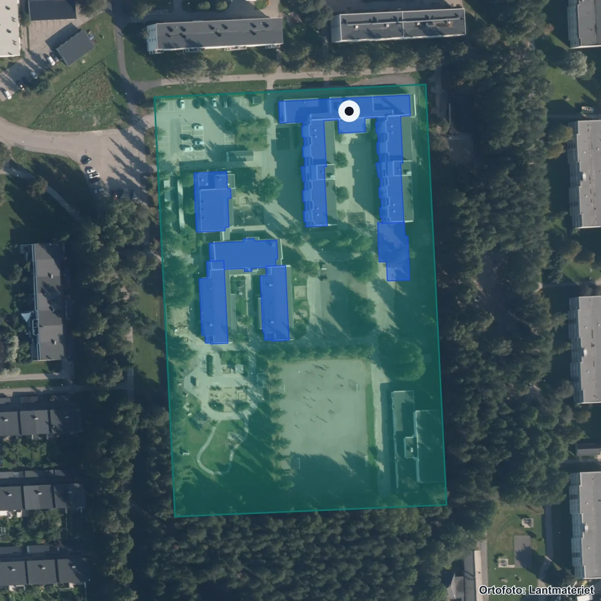 Flygbild över Förskolan Mariehem, ortofoto från Lantmäteriet