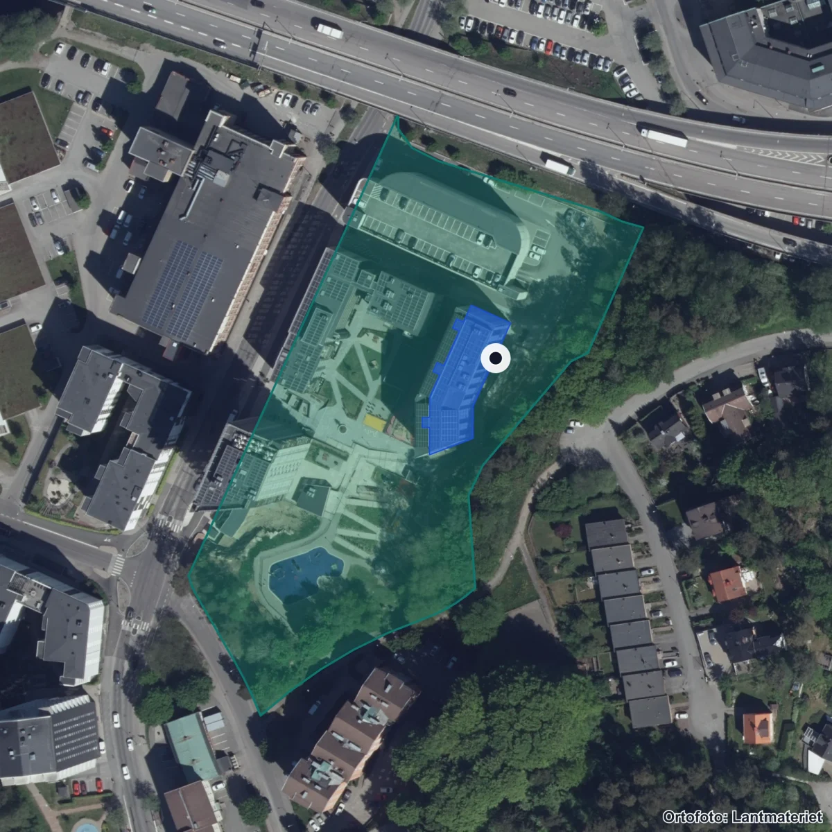 Flygbild över Hulta Ängars Förskola, ortofoto från Lantmäteriet