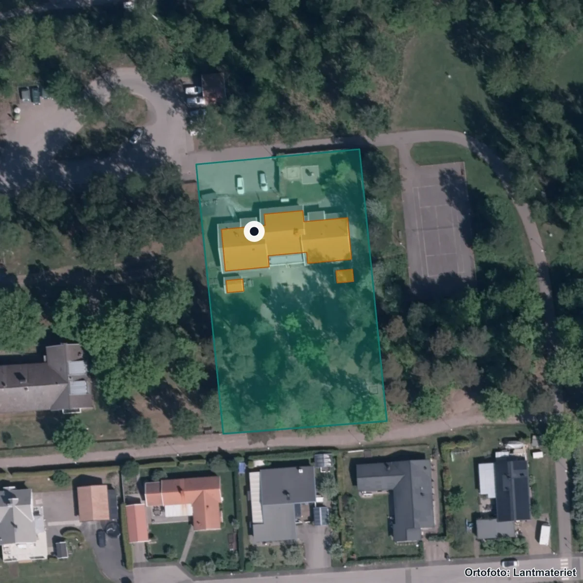 Flygbild över Tuns Förskola, ortofoto från Lantmäteriet