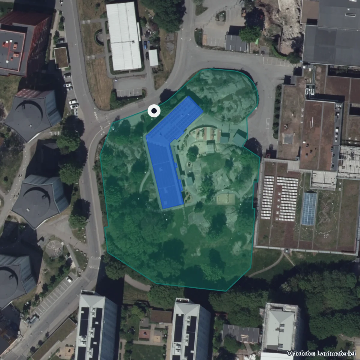 Flygbild över Valthornsgatan 3 Förskola, ortofoto från Lantmäteriet