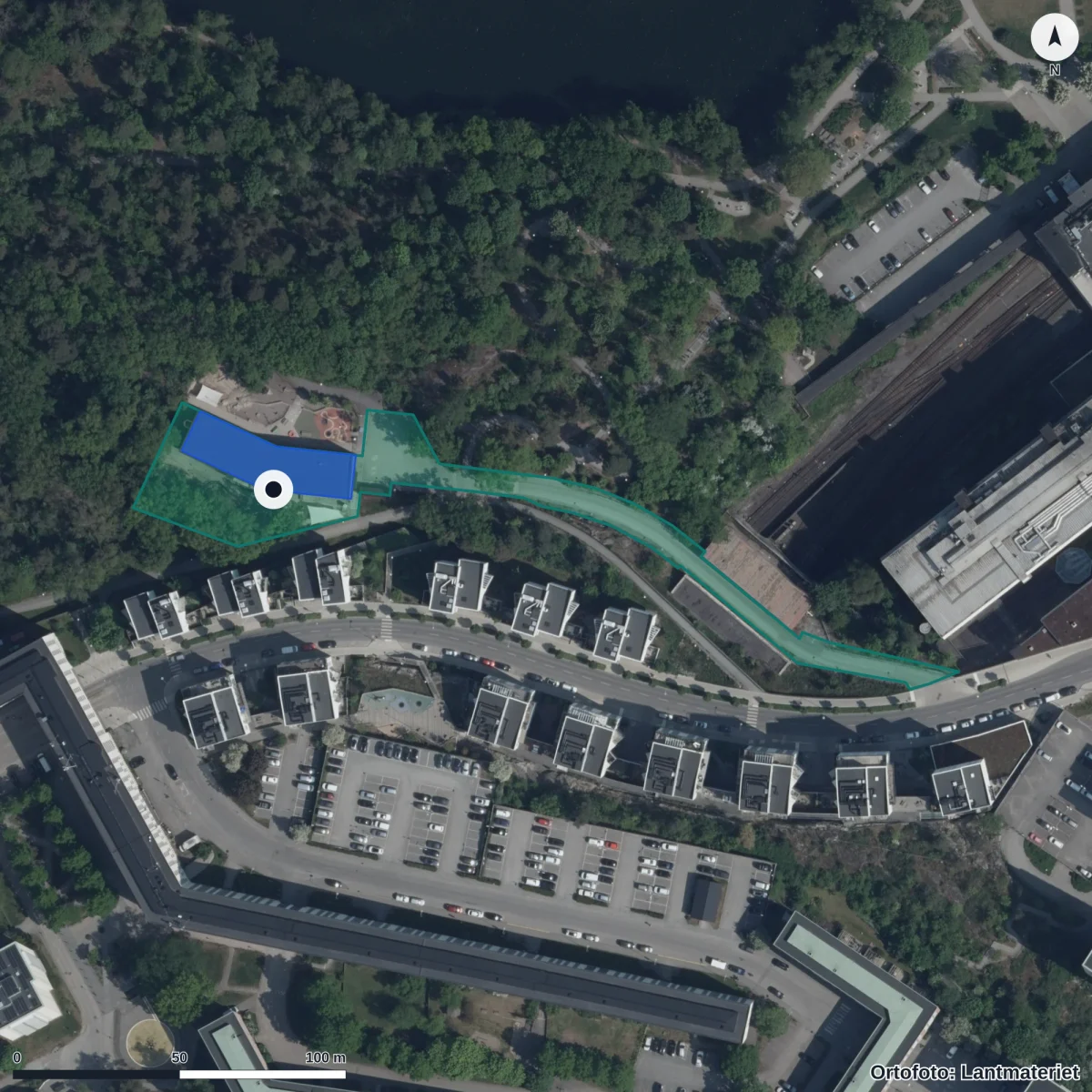 Flygbild över Förskolan Hovet, ortofoto från Lantmäteriet