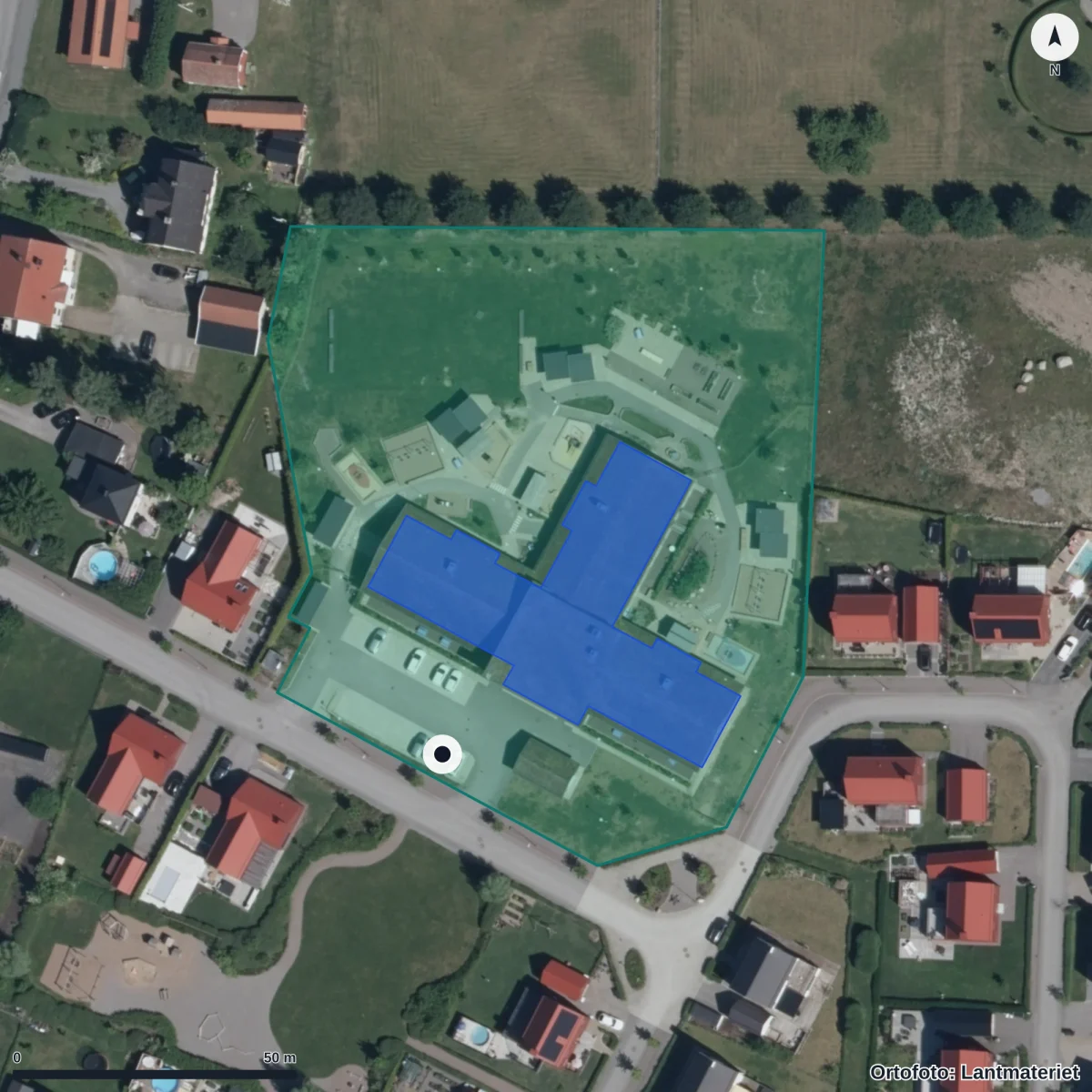 Flygbild över Riddarbackens Förskola, ortofoto från Lantmäteriet