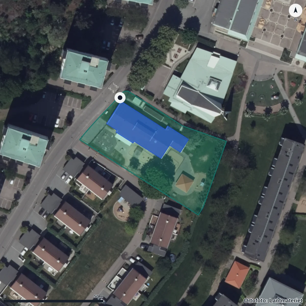 Flygbild över Brandströmska Förskolan Livskraft, ortofoto från Lantmäteriet