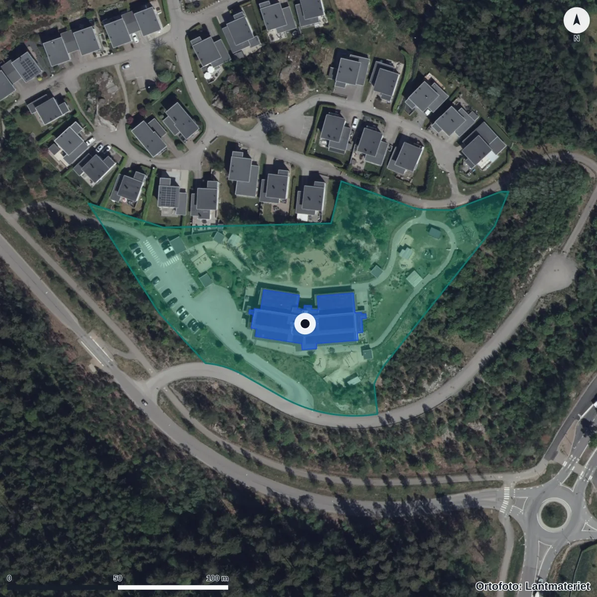 Flygbild över Kärnhusets Förskola, ortofoto från Lantmäteriet