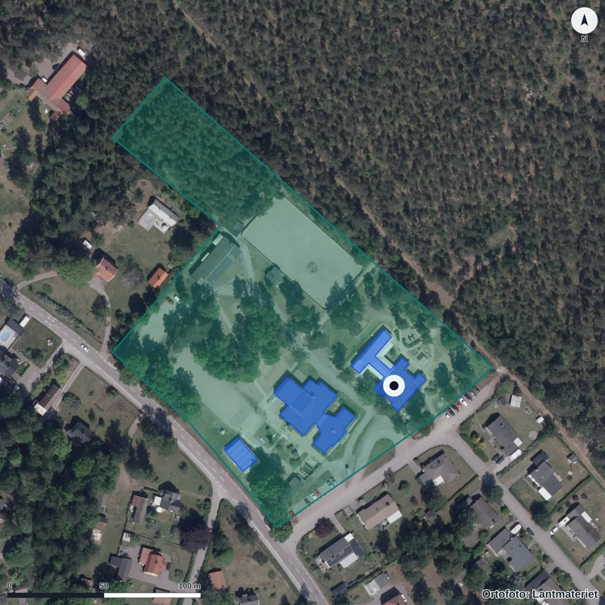 Flygbild över Förskolan Tvärskog, ortofoto från Lantmäteriet