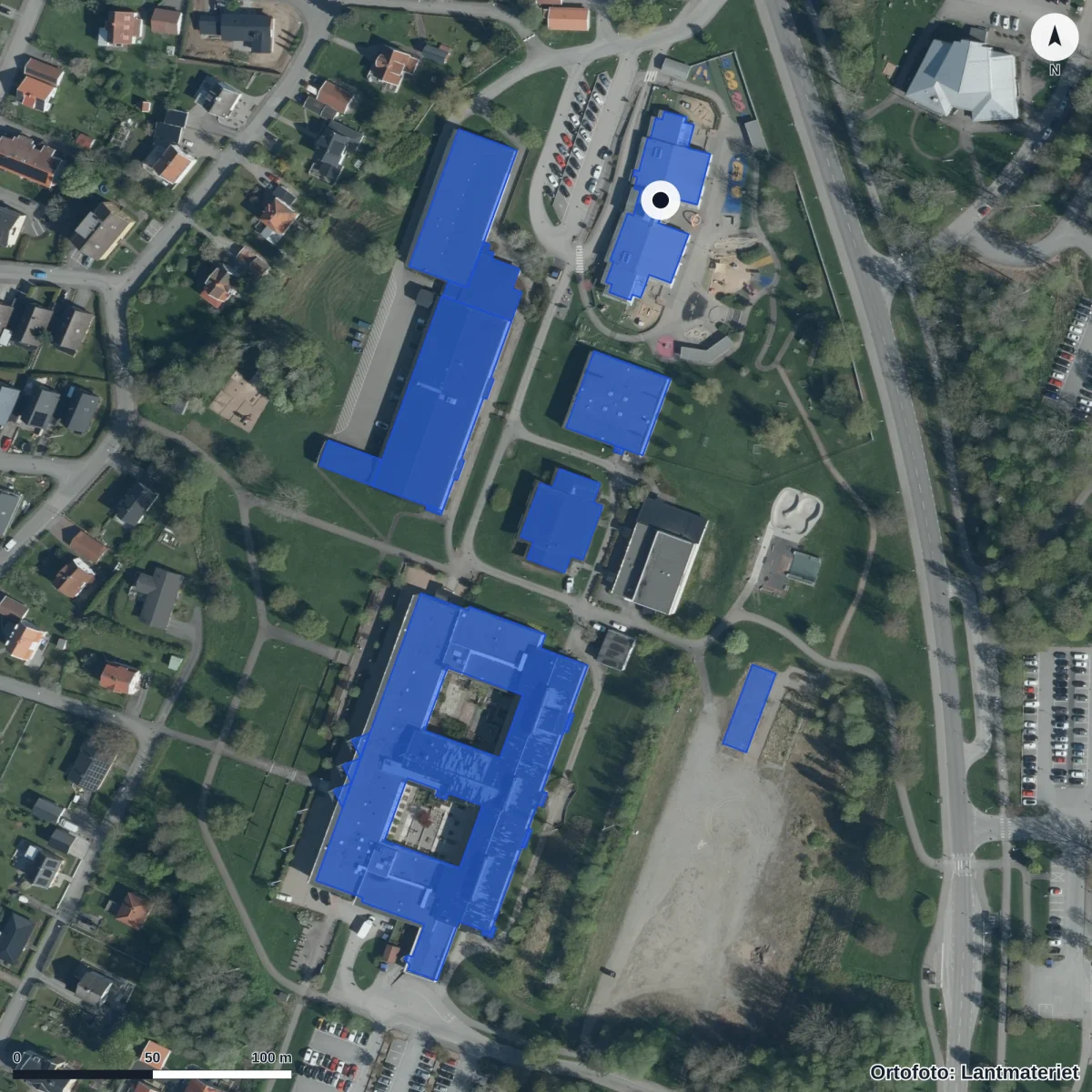 Flygbild över Totus Förskola, ortofoto från Lantmäteriet