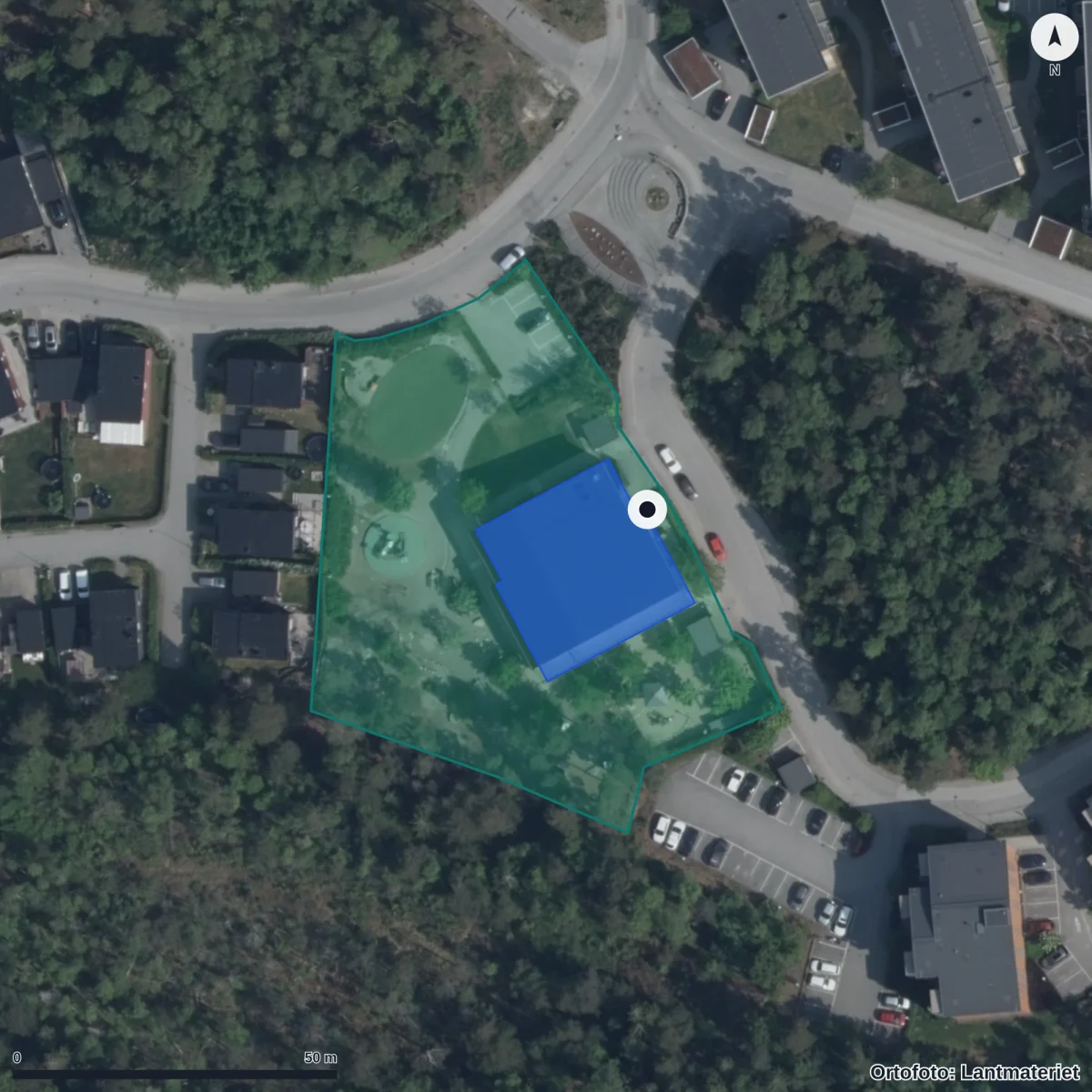 Flygbild över Sagoskogen Förskola, ortofoto från Lantmäteriet