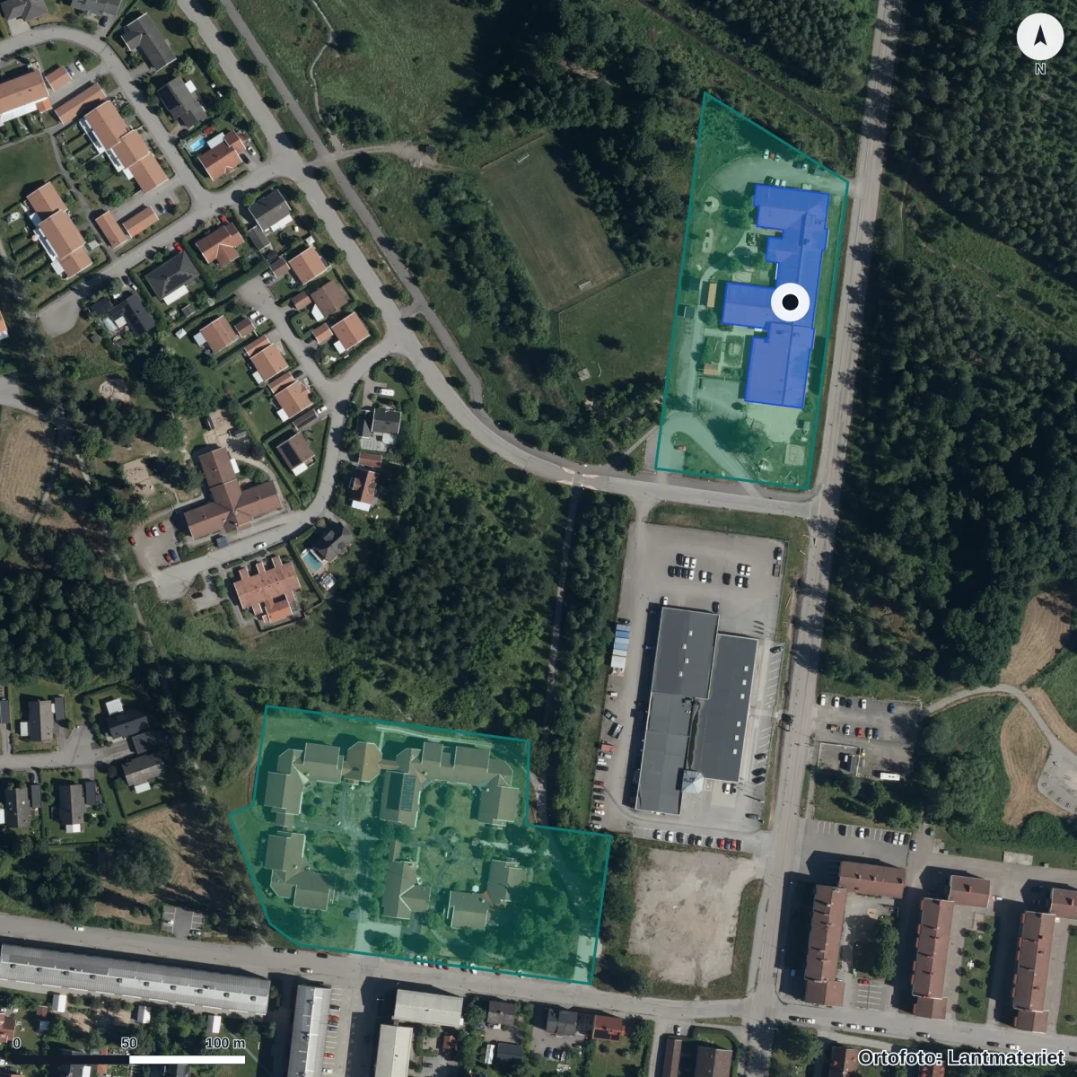 Flygbild över Förskolan Guldregnet, ortofoto från Lantmäteriet