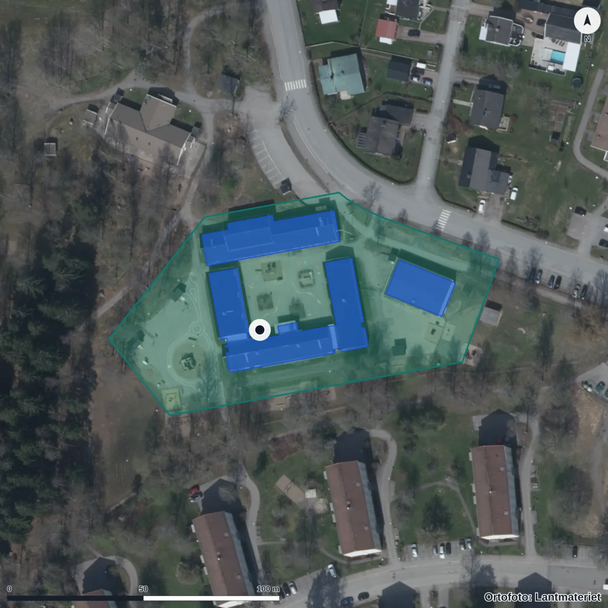 Flygbild över Häsängens Förskola, ortofoto från Lantmäteriet