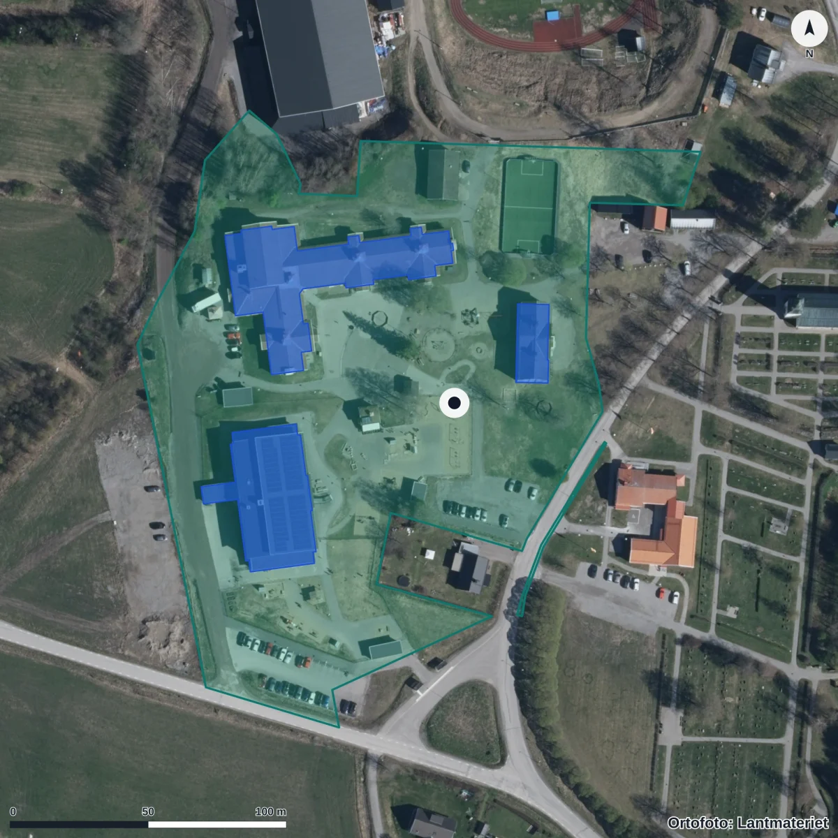 Flygbild över Vallens Förskola, ortofoto från Lantmäteriet