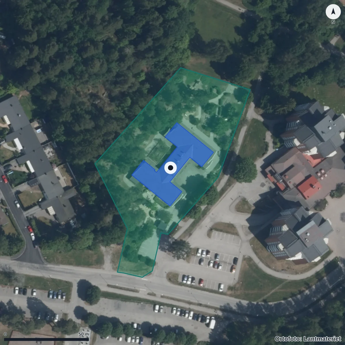 Flygbild över Bergviks Förskola, ortofoto från Lantmäteriet