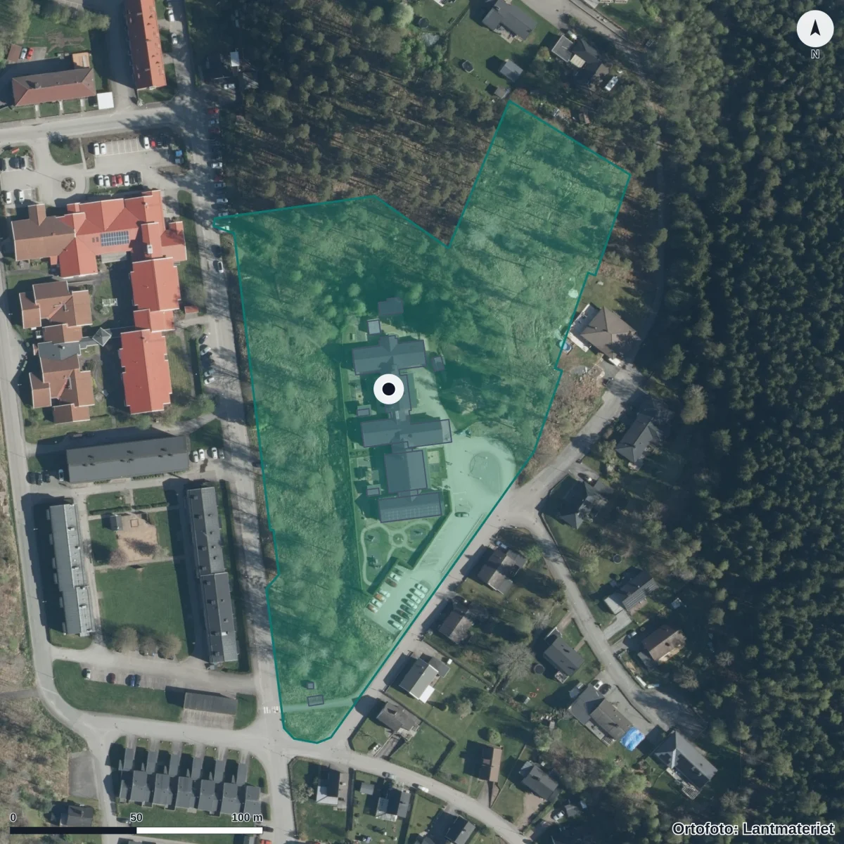 Flygbild över Parkhagens Förskola, ortofoto från Lantmäteriet