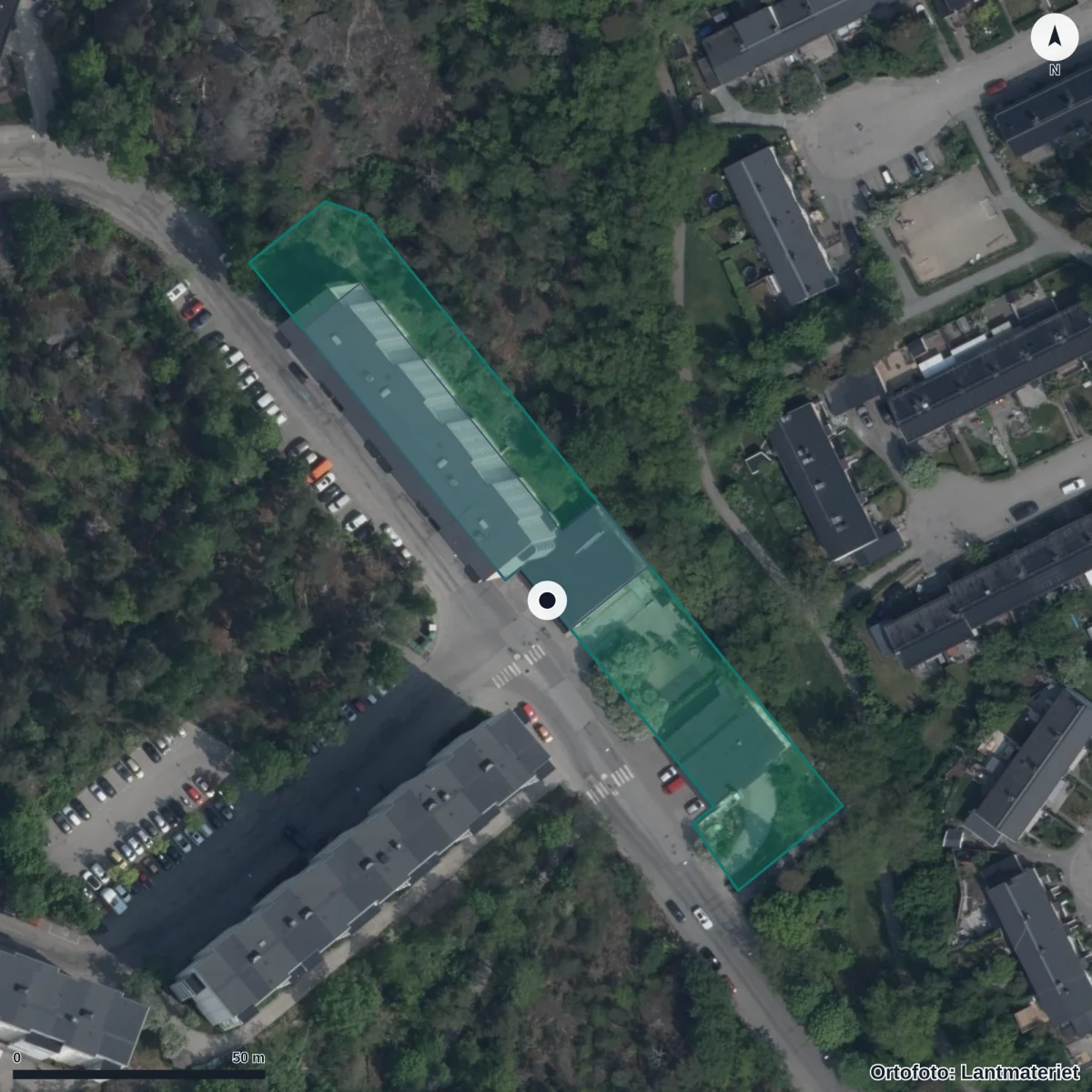 Flygbild över Förskolan Kavat, ortofoto från Lantmäteriet