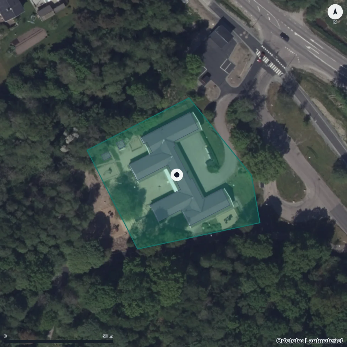 Flygbild över Björkås Förskola, ortofoto från Lantmäteriet