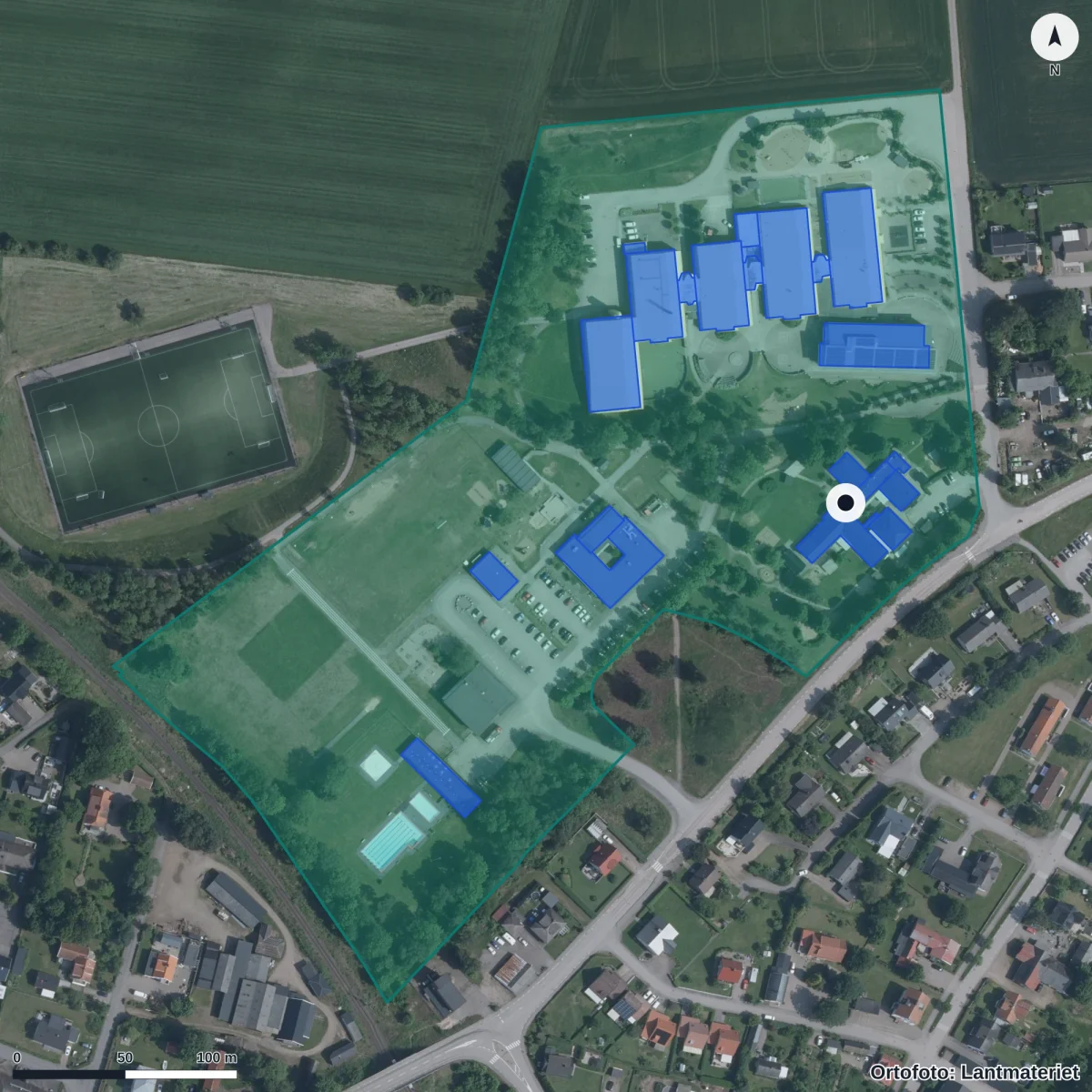 Flygbild över Ängskulla Förskola, ortofoto från Lantmäteriet