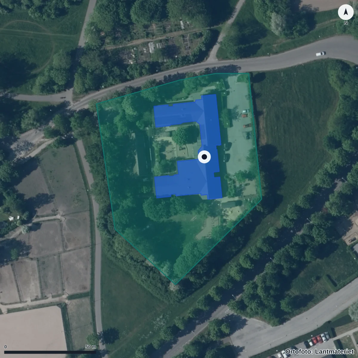 Flygbild över Blåklintens Förskola, ortofoto från Lantmäteriet