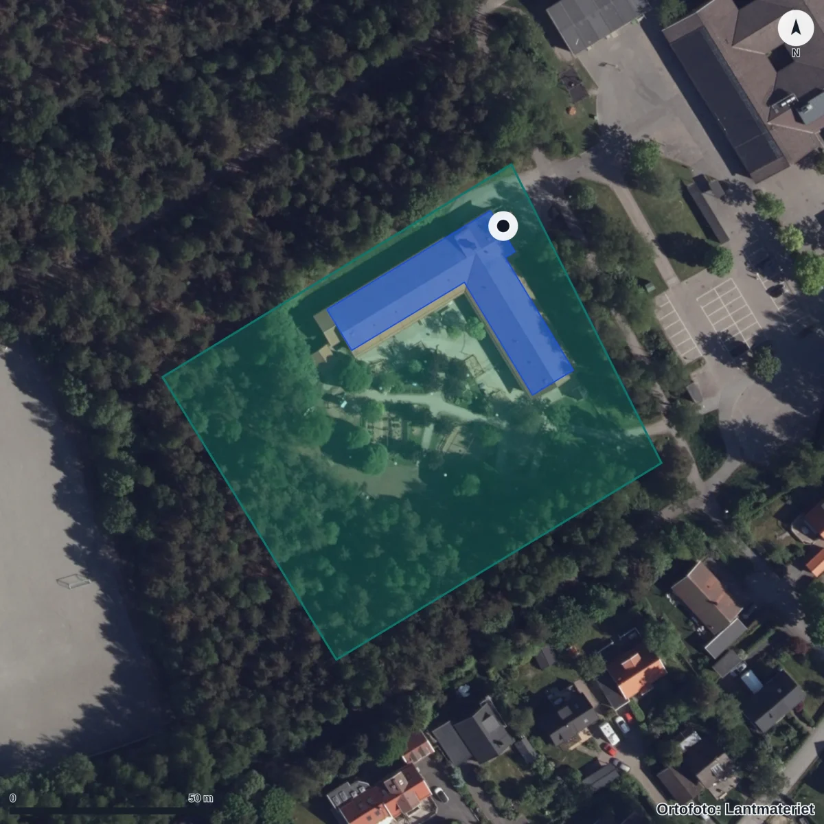 Flygbild över Djupedals Förskola, ortofoto från Lantmäteriet
