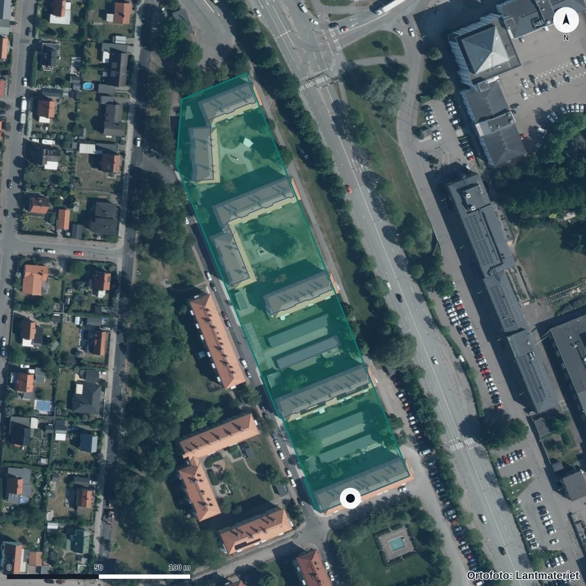 Flygbild över Lussebäckens Förskola, ortofoto från Lantmäteriet