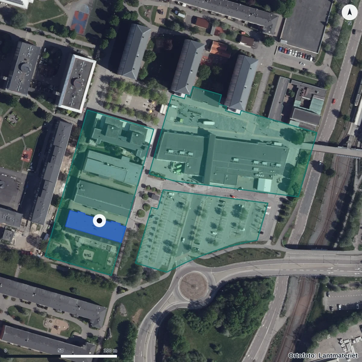 Flygbild över Bergsgårdsgärdet 93 Förskola, ortofoto från Lantmäteriet