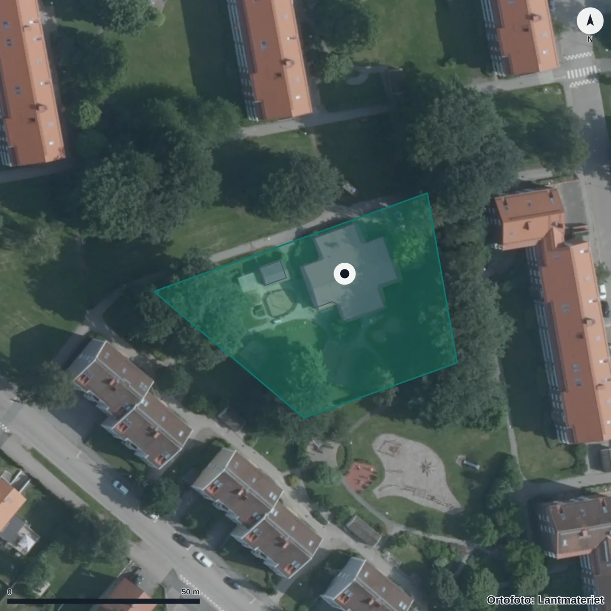 Flygbild över Granitens Förskola, ortofoto från Lantmäteriet