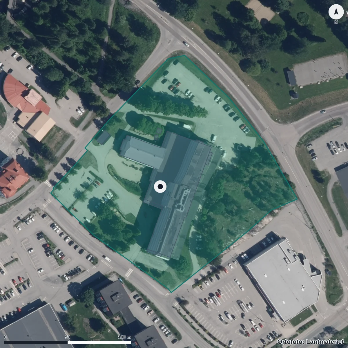 Flygbild över Bruksbackens Förskola, ortofoto från Lantmäteriet
