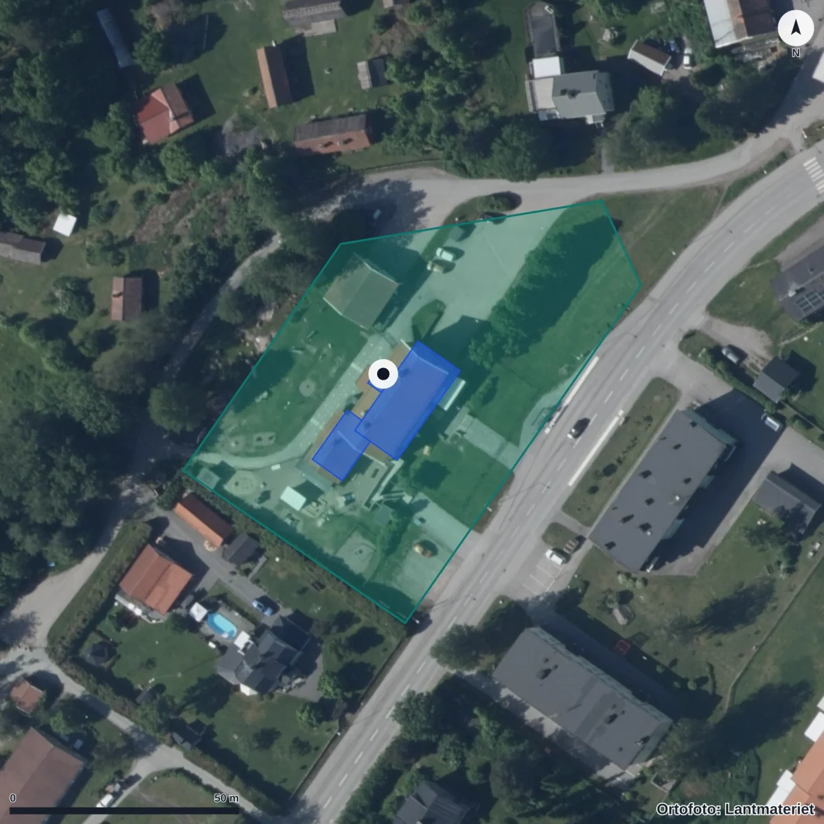 Flygbild över Lustigkullens Förskola, ortofoto från Lantmäteriet