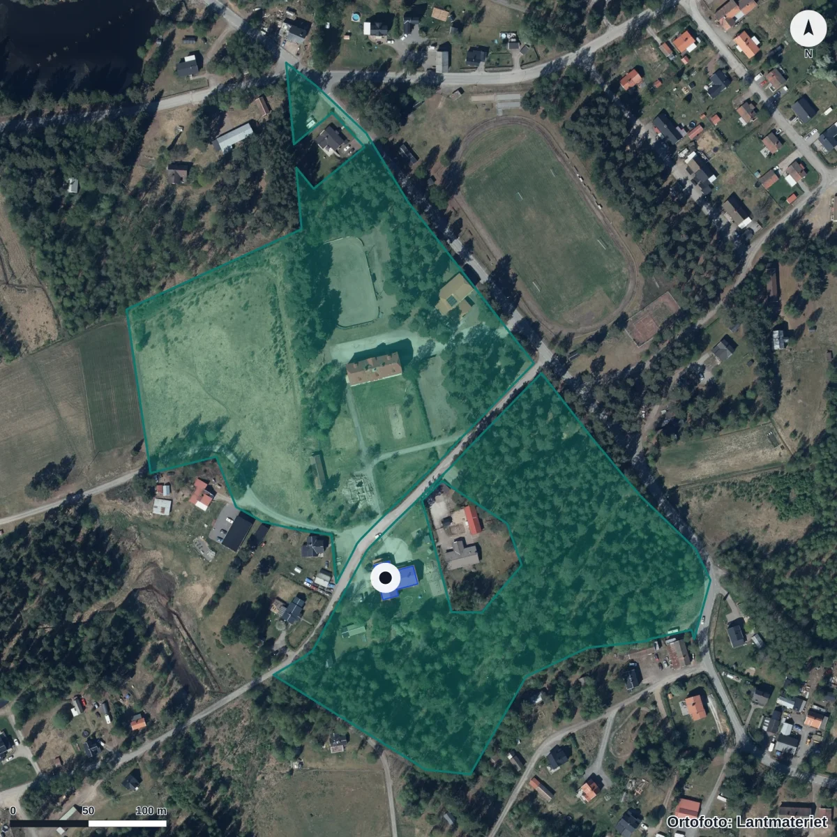 Flygbild över Saxdalens Förskola, ortofoto från Lantmäteriet