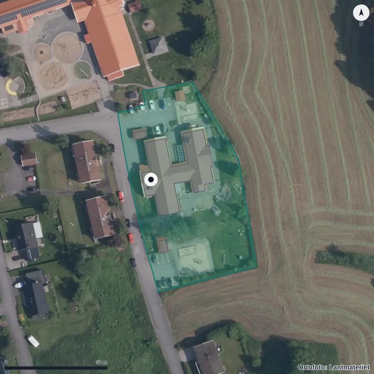 Flygbild över Hästhovens Förskola, ortofoto från Lantmäteriet