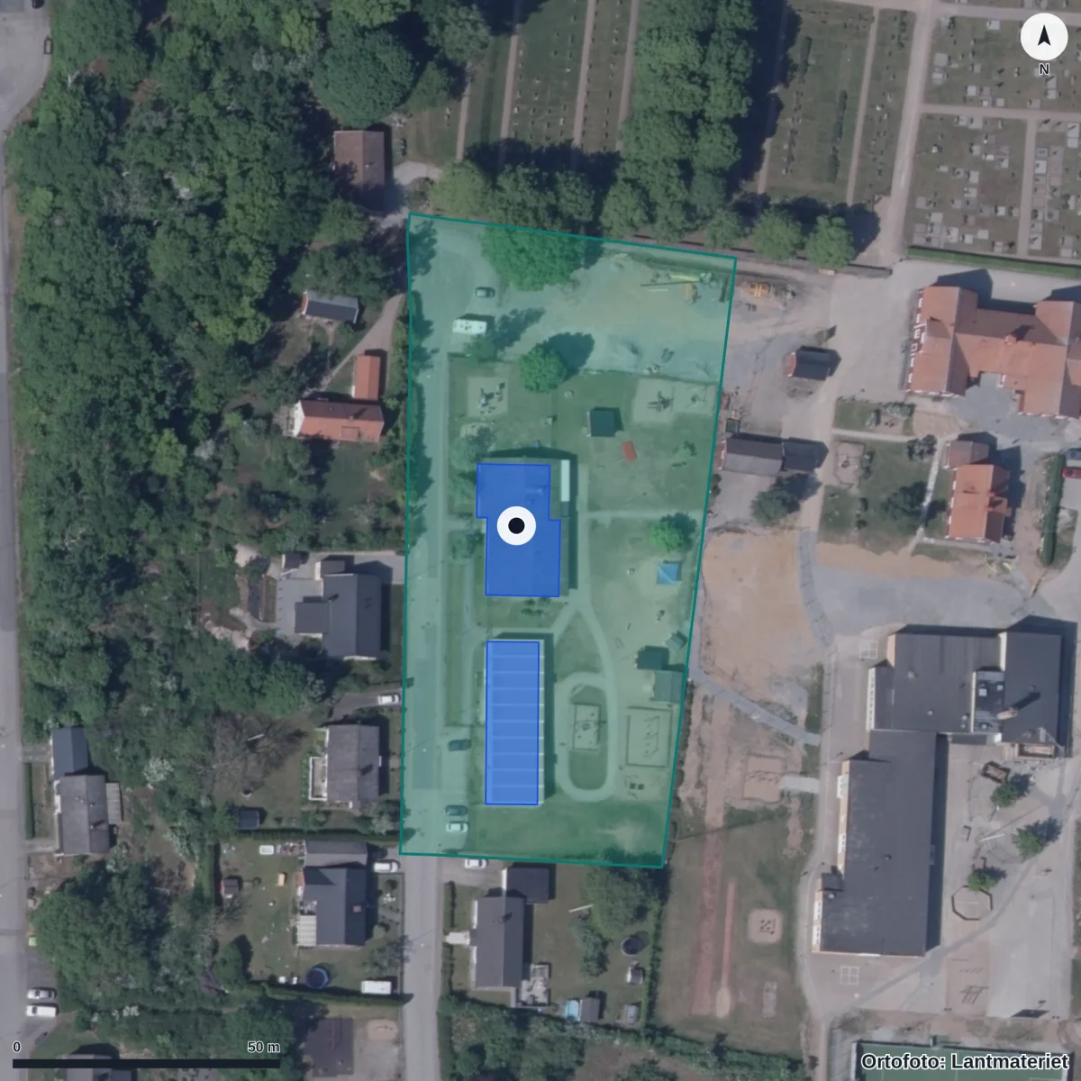 Flygbild över Hällaryds Förskola, ortofoto från Lantmäteriet