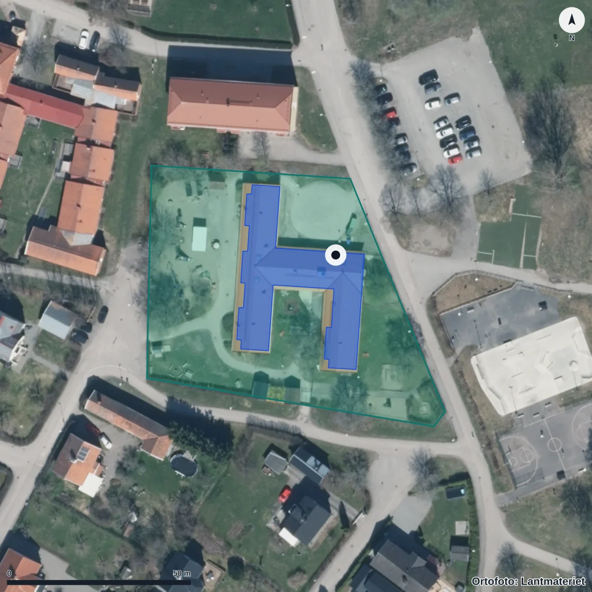 Flygbild över Ekeby Förskola, ortofoto från Lantmäteriet