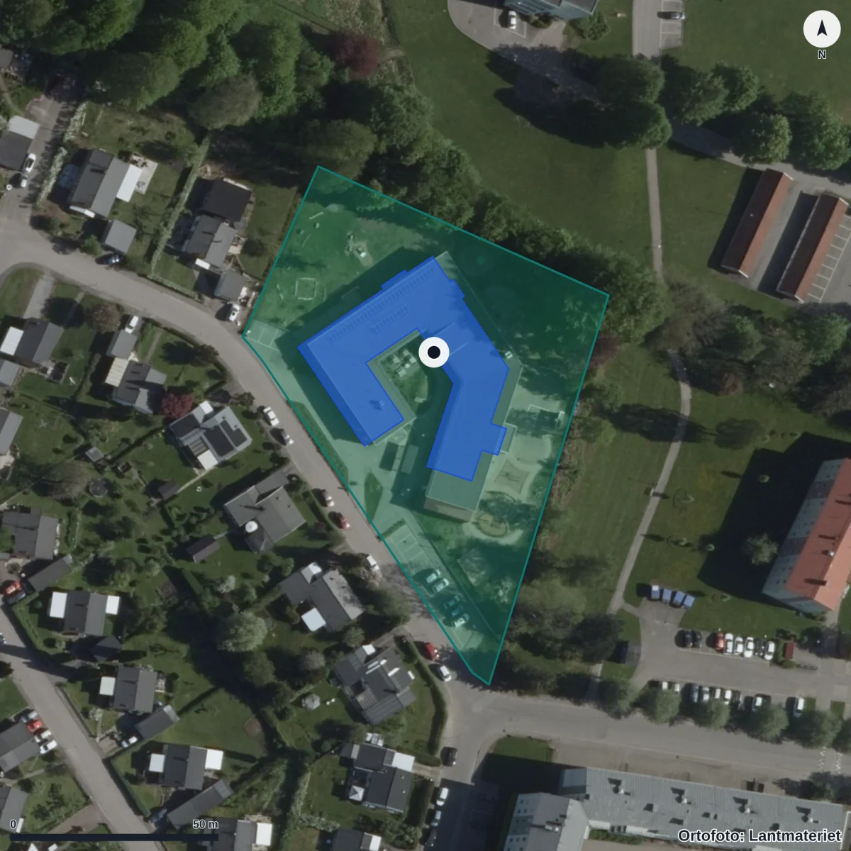 Flygbild över Trollets Förskola, ortofoto från Lantmäteriet