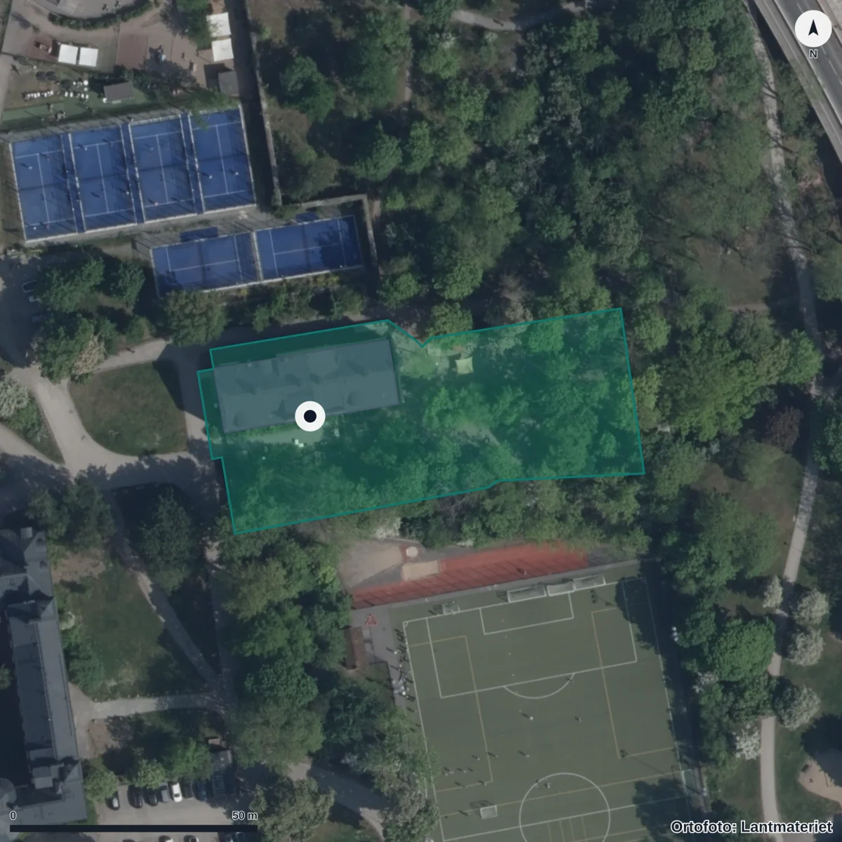 Flygbild över Förskolan Centralvakten, ortofoto från Lantmäteriet