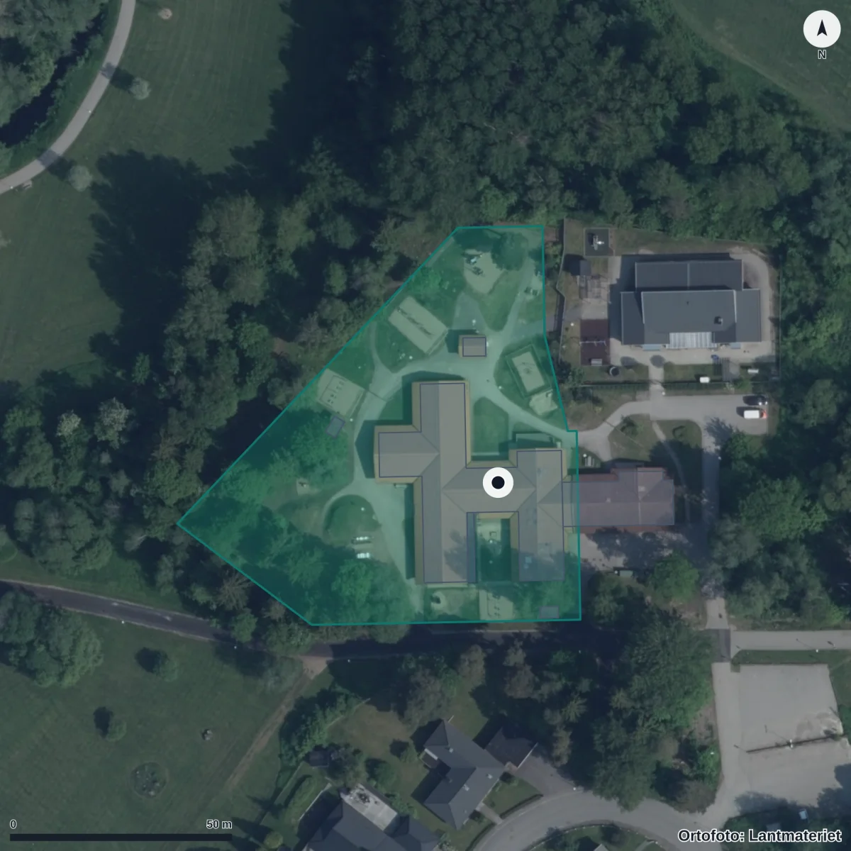 Flygbild över Majgården, ortofoto från Lantmäteriet