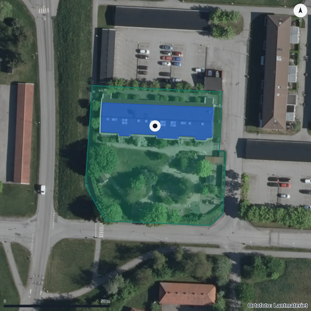 Flygbild över Förskolan Miklagård, ortofoto från Lantmäteriet