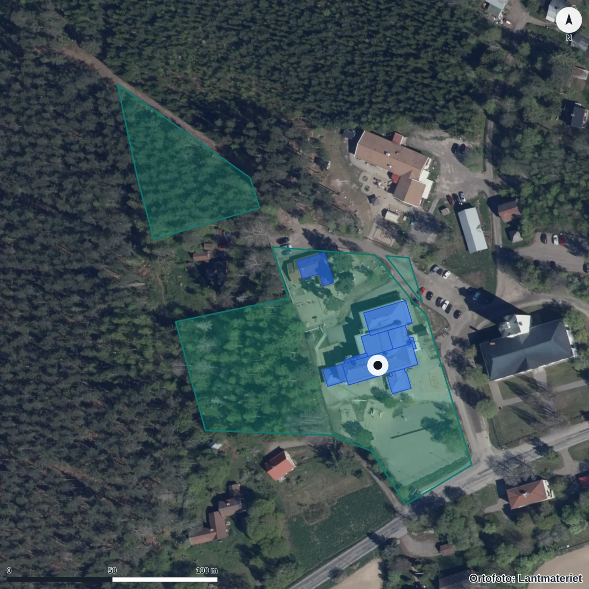 Flygbild över Förskolan Regnbågen, ortofoto från Lantmäteriet