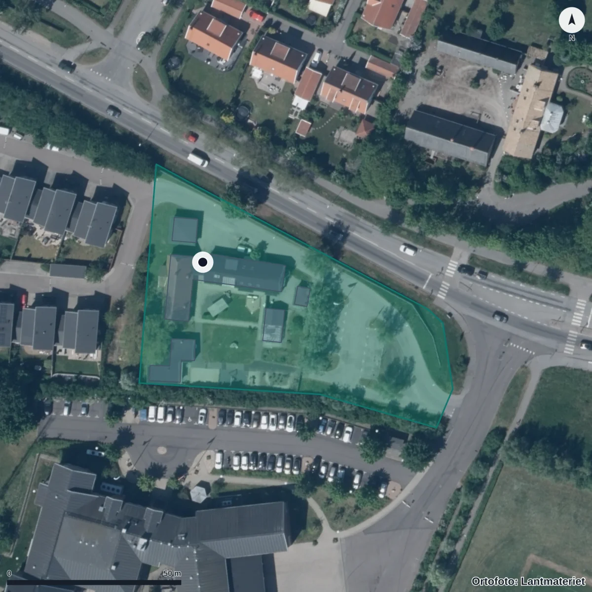 Flygbild över Brandvaktens Förskola, ortofoto från Lantmäteriet