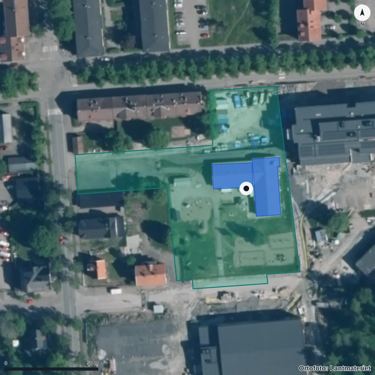 Flygbild över Förskolan Bergabacken, ortofoto från Lantmäteriet