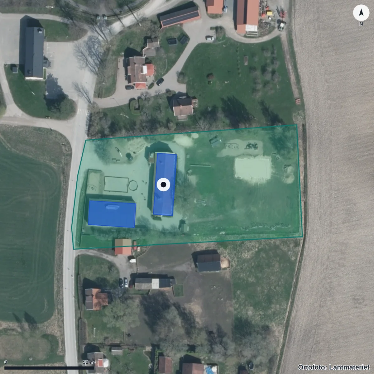 Flygbild över Tysslinge Förskola Asken, ortofoto från Lantmäteriet